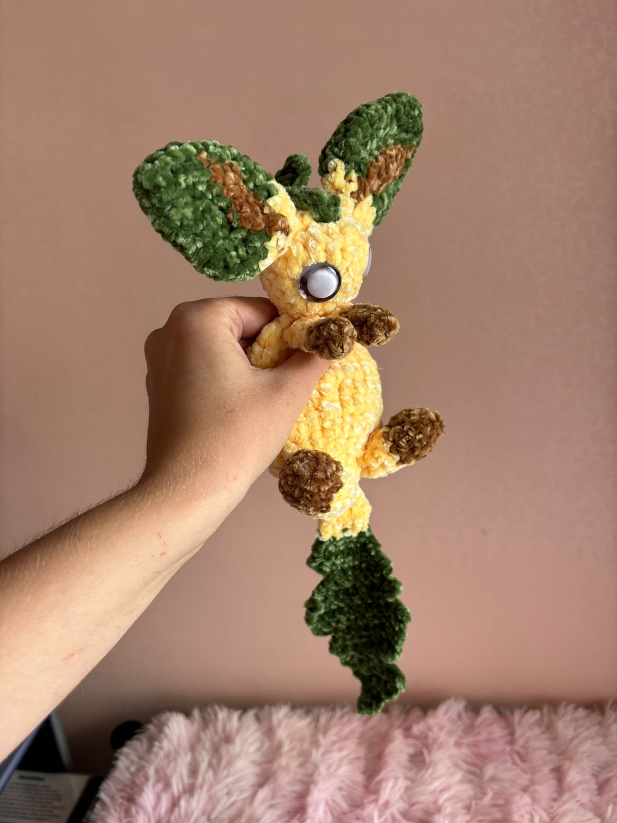 🌿 Piccolo folletto della foresta Peluche Uncinetto Handmade - Zampine Pets & Plushies