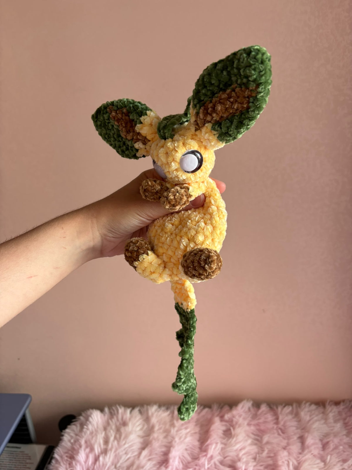 🌿 Piccolo folletto della foresta Peluche Uncinetto Handmade - Zampine Pets & Plushies