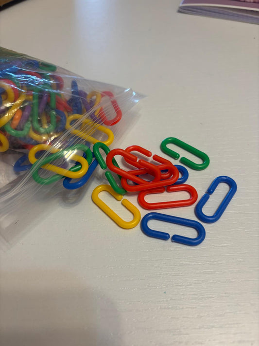 Gancetti colorati in plastica per amache e cuccette - 4 pezzi per petauri dello zucchero ratti topolini criceti degu pappagalli